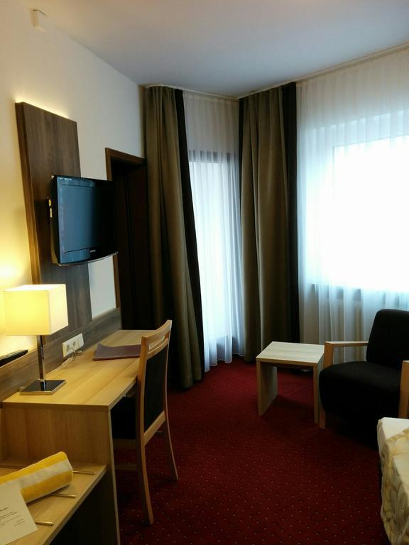 Wellness Hotel Garni Krone バイアースブロン エクステリア 写真