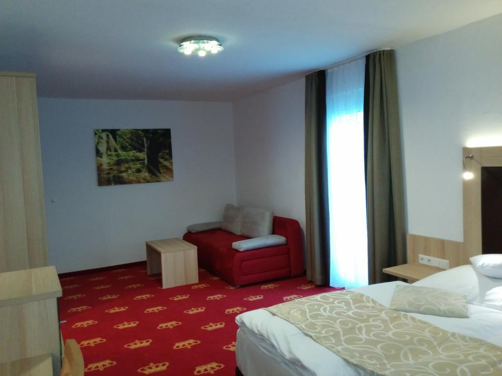 Wellness Hotel Garni Krone バイアースブロン エクステリア 写真